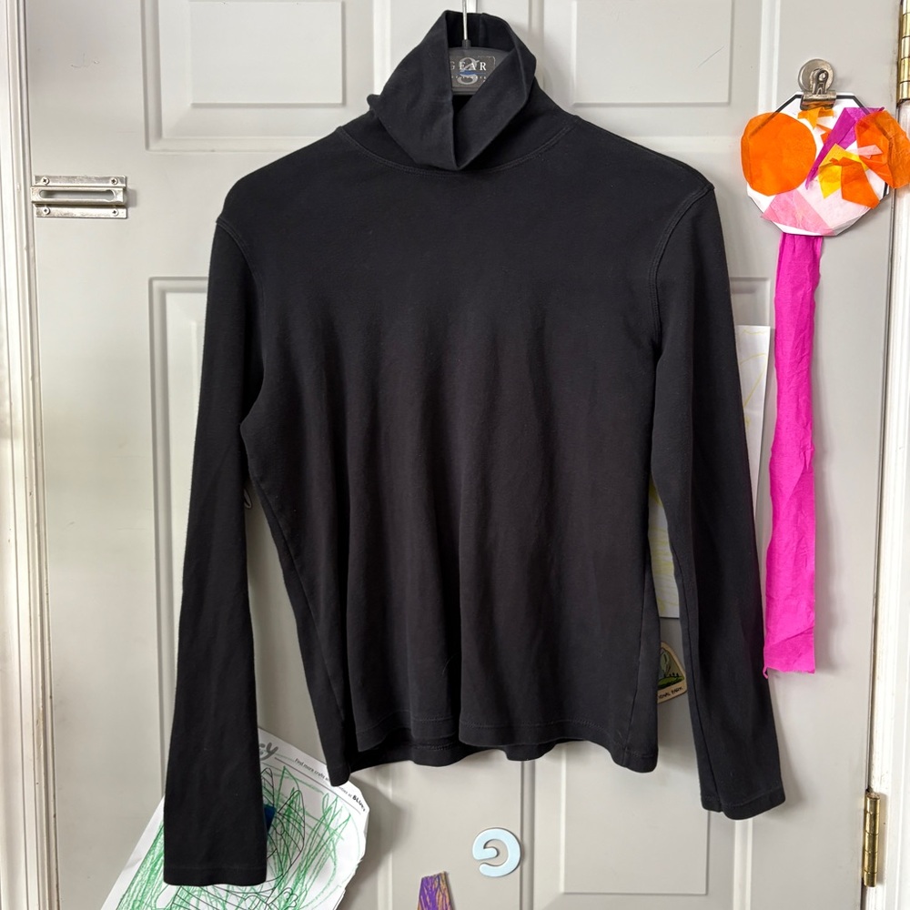 White Stag Black Long Sleeve Women's Tee